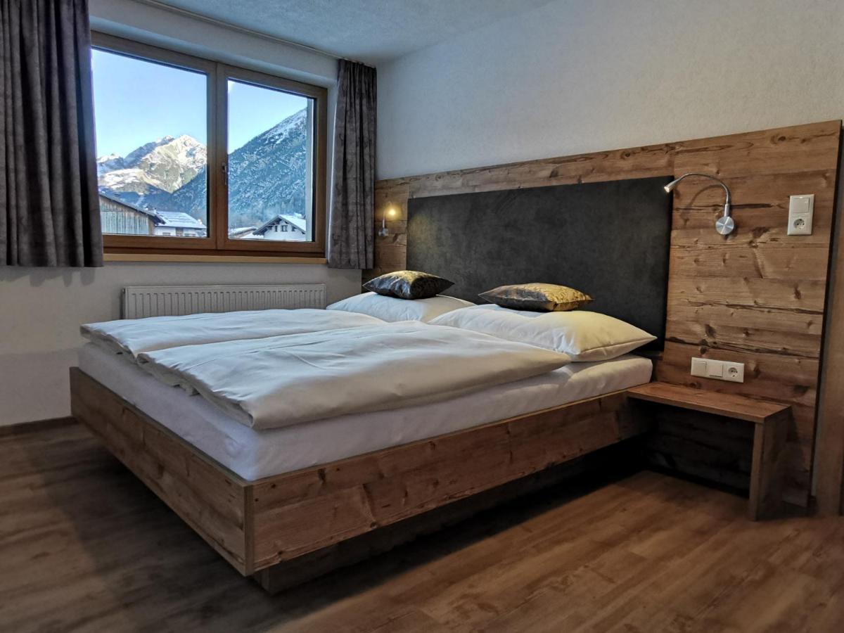 Appartement Bergfuier Holzgau Luaran gambar