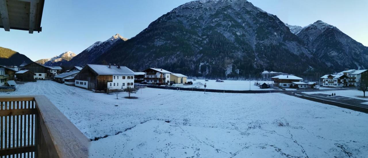 Appartement Bergfuier Holzgau Luaran gambar